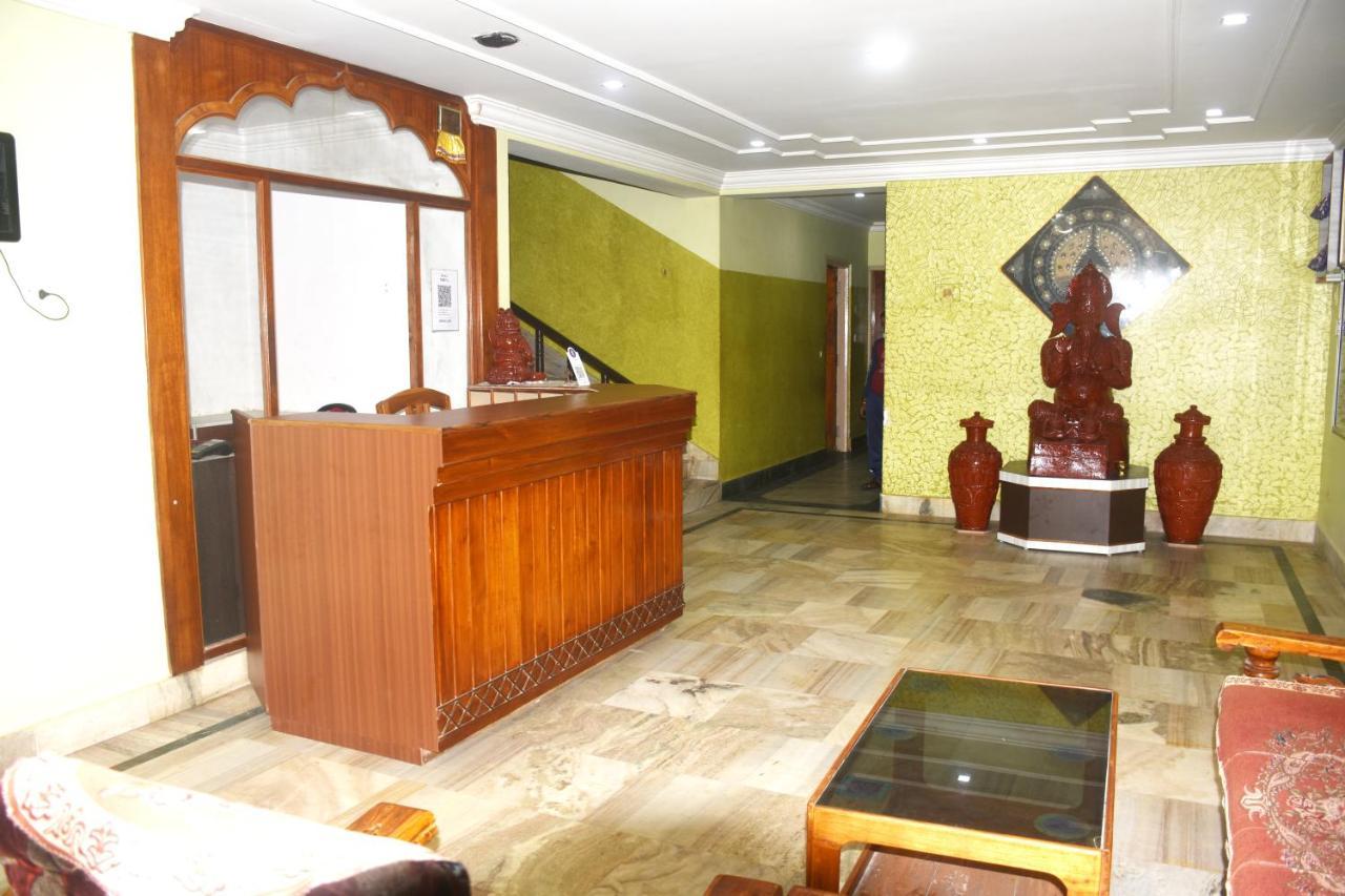 Hotel Trinath Nayagarh Екстериор снимка